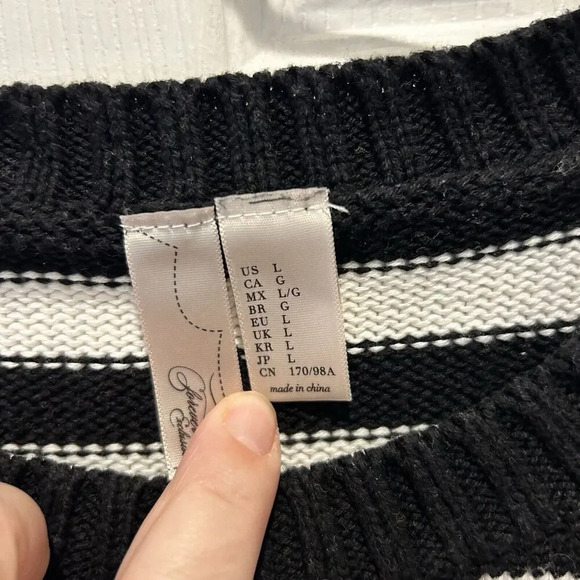 Forever 21 Natural Fiber Cotton Black And White Striped Boxy Sweater‎ Mod Style - Picture 2 of 4